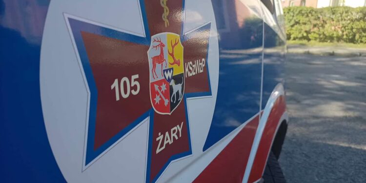 Dwa nowe ambulanse dla żarskiego szpitala