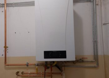 Kontrole antysmogowe. Strażnicy sprawdzają czym palimy i w jakich piecach