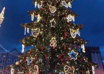 Ostatni tydzień ze świątecznym oświetleniem