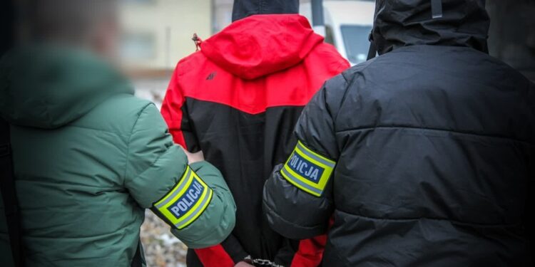 Dwóch nastolatków z zarzutami zabójstwa mieszkanek Brójec i Łagowca