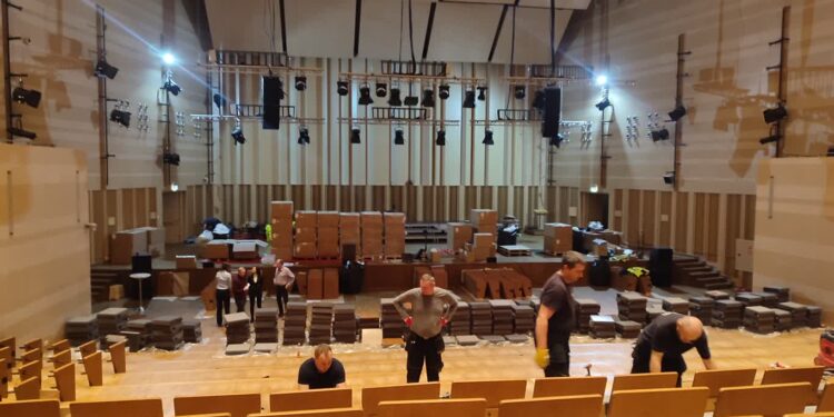 Nowe fotele w filharmonii już w niedzielę