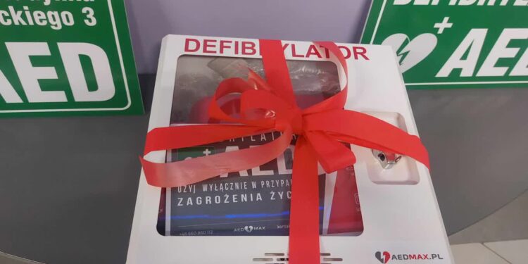 Pierwsza w Gorzowie szkoła z defibrylatorem