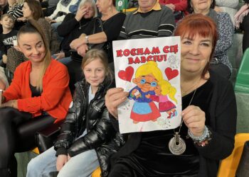 Dzień Babci i Dziadka karnawałowo i charytatywnie