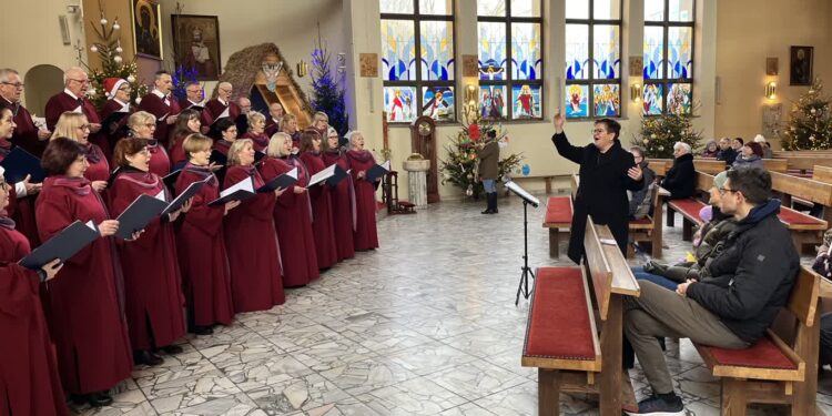 Chór Cantabile kolęduje dla gorzowian