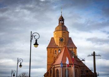 Gorzowska katedra dostępna ale jeszcze nie jej wieża