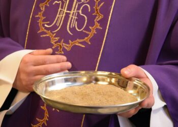 Jutro Środa Popielcowa i rozpoczęcie Wielkiego Postu. Jak pogodzić to ze świętowaniem walentynek?