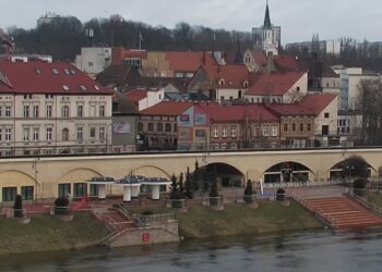 Warta wysoko. Wody gruntowe coraz bardziej problematyczne