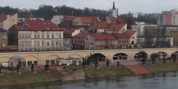 Warta wysoko. Wody gruntowe coraz bardziej problematyczne