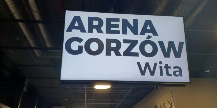 „Kabaret organizacyjny” mówią mieszkańcy po występie Neo-Nówki w Gorzowie