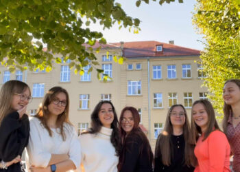 „Projek Ohana”. Gorzowskie licealistki wspierają dzieci z Pogotowia Opiekuńczego