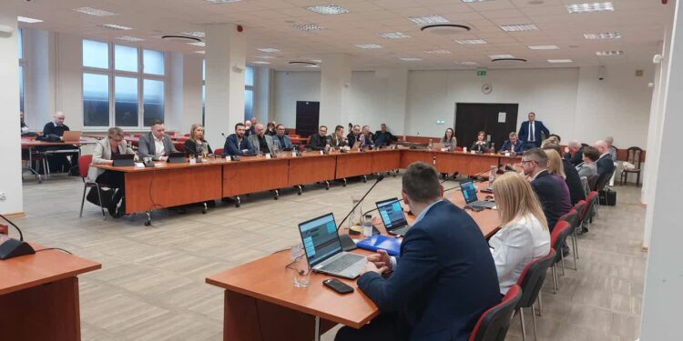 Są pieniądze na podwyżki dla nauczycieli