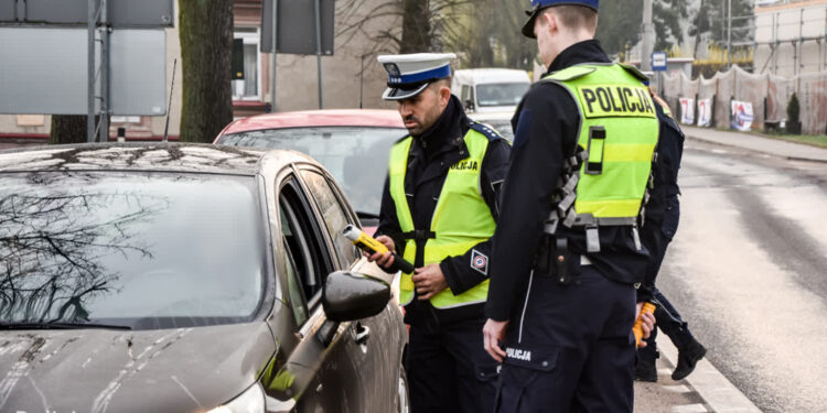 Policyjna akcja w Wawrowie. Sprawdzono ośmiuset kierowców