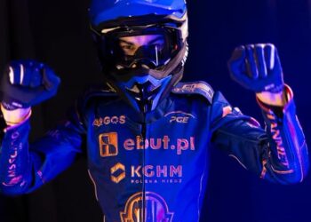 Stal prezentuje nowy kevlar. Jak Wam się podoba?