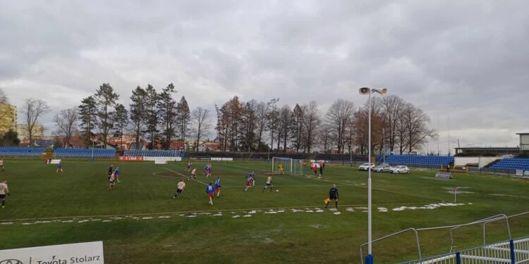 Warta jedzie do Goczałkowic Zdroju, koniec sezonu dla Pawła Krauza