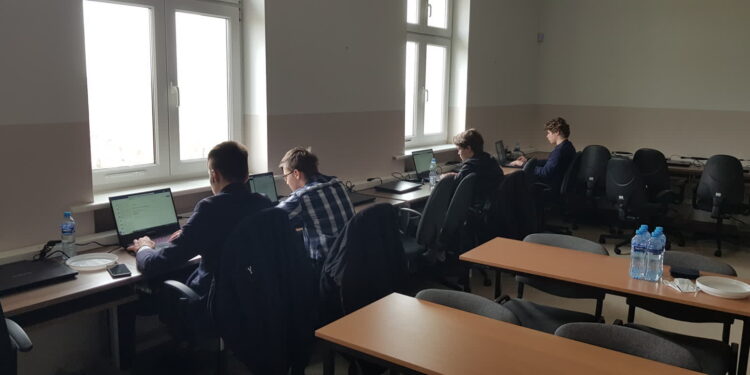 Konkurs „Programować każdy może” na AJP