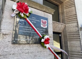 Tablica ku pamięci Grażyny Wojciechowskiej odsłonięta