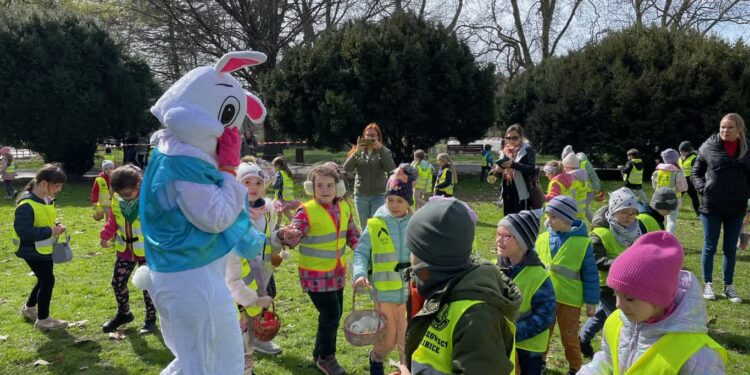 Wielkanocne Zbieranie Jajek w Parku Wiosny Ludów
