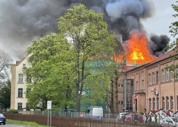 Duży pożar na Teatralnej