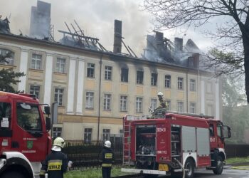 Trwa akcja gaśnicza na terenie gorzowskiej akademii