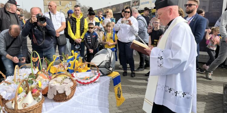 Stal zaprasza na Mszę Świętą