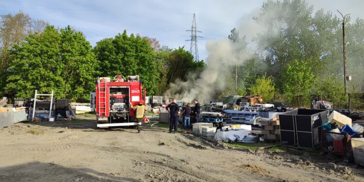 Czarny dym nad Górczynem