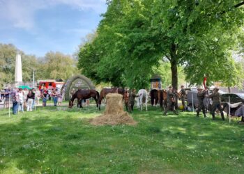 Wojskowy Piknik na placu Grunwaldzkim