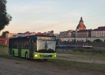 Komunikacja jeździ jak w soboty