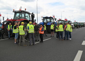 Traktory znów zablokowały S3 między Szczecinem a Gorzowem