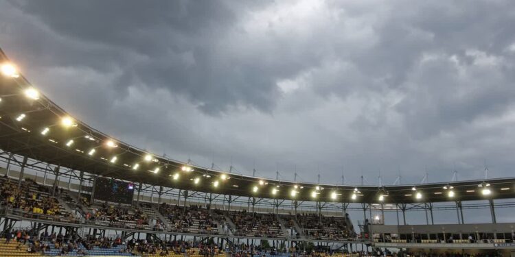 Ostatnia Prosta: lekkoatletyka, żużel, piłka ręczna, koszykówka