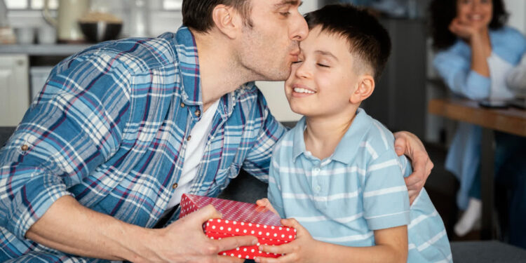 Jacy są współcześni ojcowie? Jaką rolę w życiu dziecka odgrywa tata? Ilu ojców mamy w Lubuskiem? To trzeba wiedzieć!