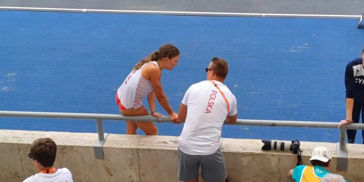 Ostatnia Prosta: sporo lekkoatletyki, żużel, wioślarstwo, Nadwarciańska Dycha