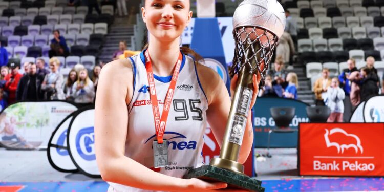 Gabi nadal w AZS AJP