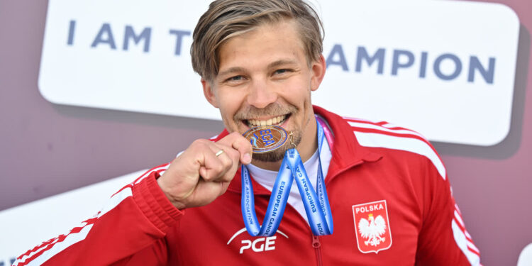 W „dwusetce” Alex Koliadych rządzi w tym roku niepodzielnie!