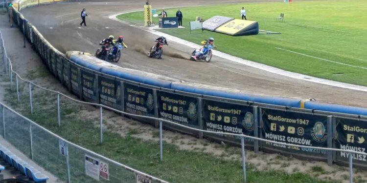 Sparta wygrywała starty a Stal mecz