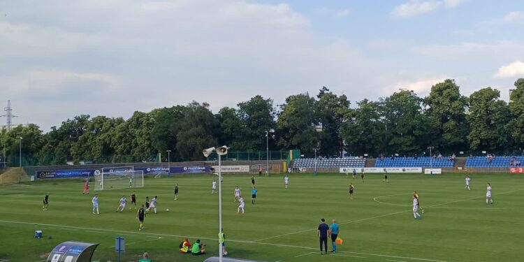 Stilon zakończył sezon porażką, ale 400 tysięcy przypieczętował