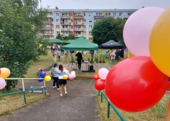 Na Piaskach witają wakacje