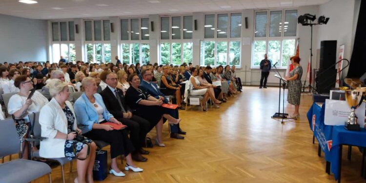 Zakończenie roku szkolnego z wiceminister edukacji