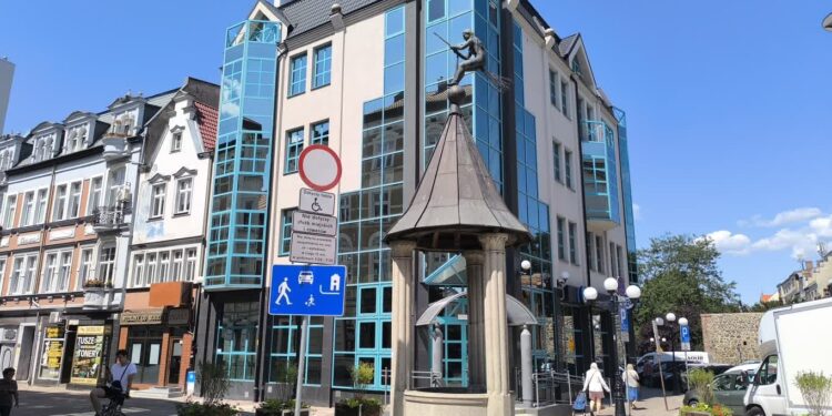 Znak drogowy szpeci Wełniany Rynek
