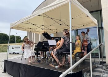 Chopin znowu pojawił się przed Gorzowską Filharmonią