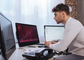 Symulator giełdy dla początkujących – czy warto?