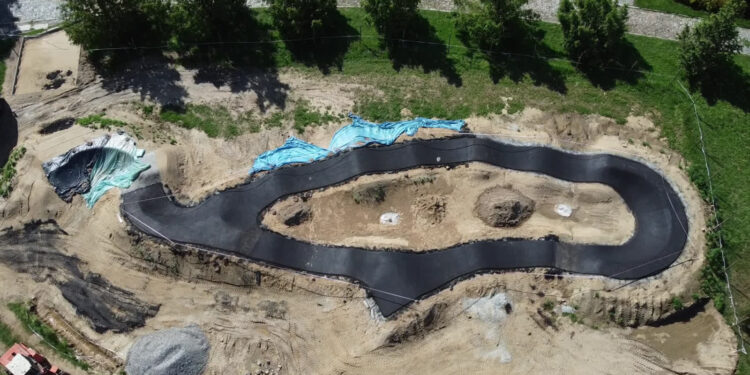 Gorzów z drona – trwa budowa pumptracka
