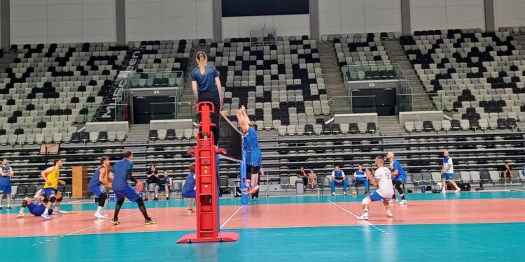 Sparingowa czterosetówka Cuprum Stilonu i Olimpii dla gospodarzy