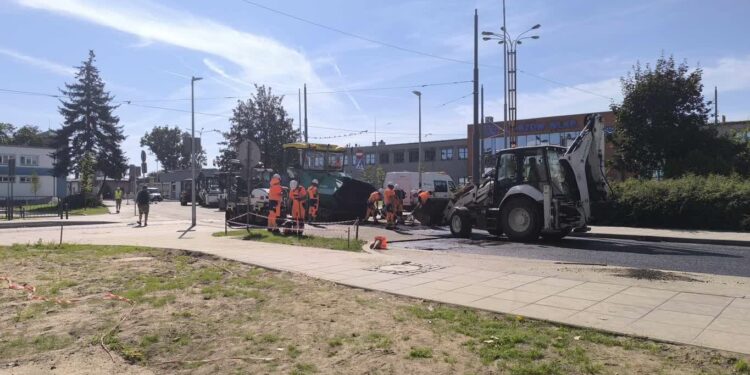 Na Jancarza praca wre