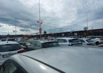 Gorzowianie korzystają z handlowej niedzieli