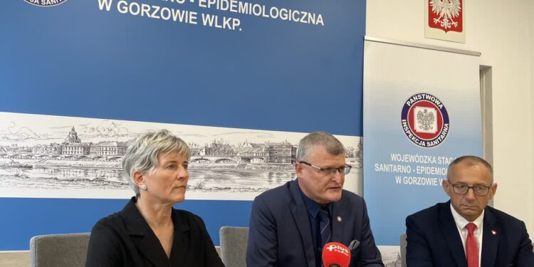 Główny Inspektor Sanitarny: „COVID przyszedł wcześniej w tym roku.”