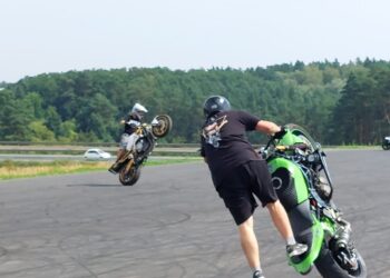 Plac dla fanów motoryzacji wreszcie otwarty