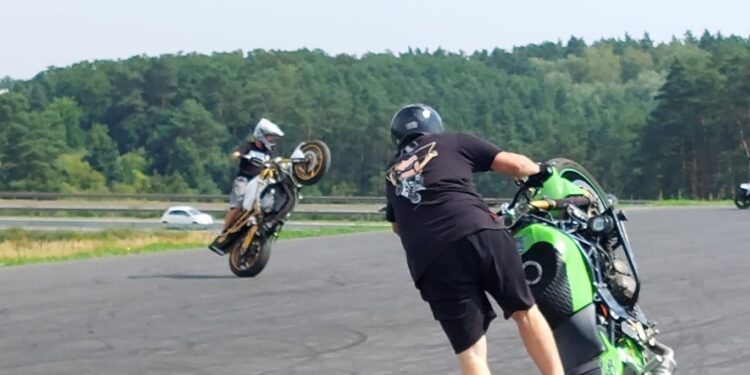 Plac dla fanów motoryzacji wreszcie otwarty