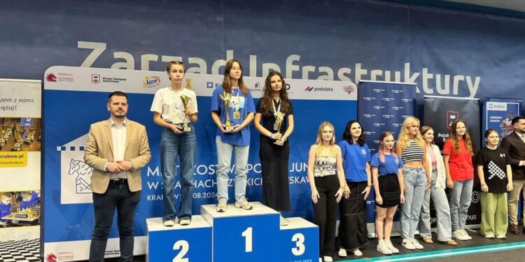 Trzy medale szachistów Stilonu