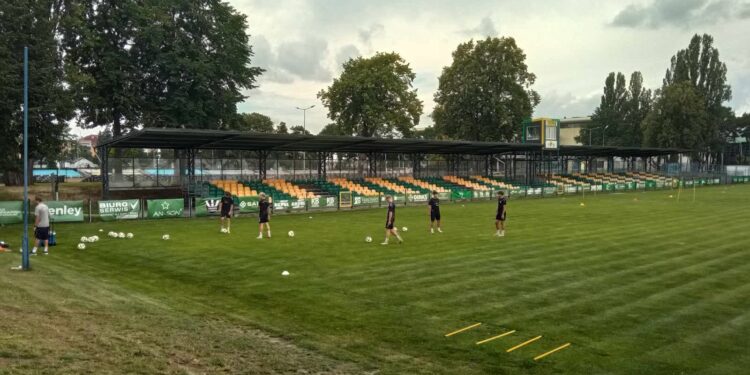 Derby Lechii ze Stilonem już w drugiej kolejce III ligi
