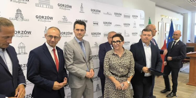 Szybciej i wygodniej pojedziemy pociągami